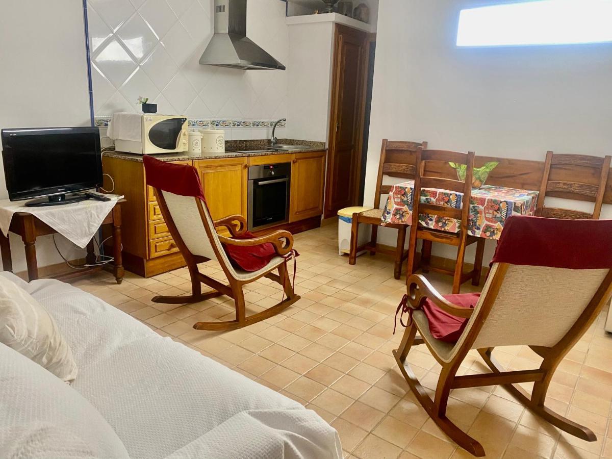 Puerto De Pollensa Villas And Apartments, With Private Mountain Ideal For Runners, Trailers,Near Puerto Pollensa Beach Approximately 5 Minutes Walking, Unique Experience In A Ullal Old Typical Mallorca House With Private Mountain And Near To The Beac Exteriér fotografie