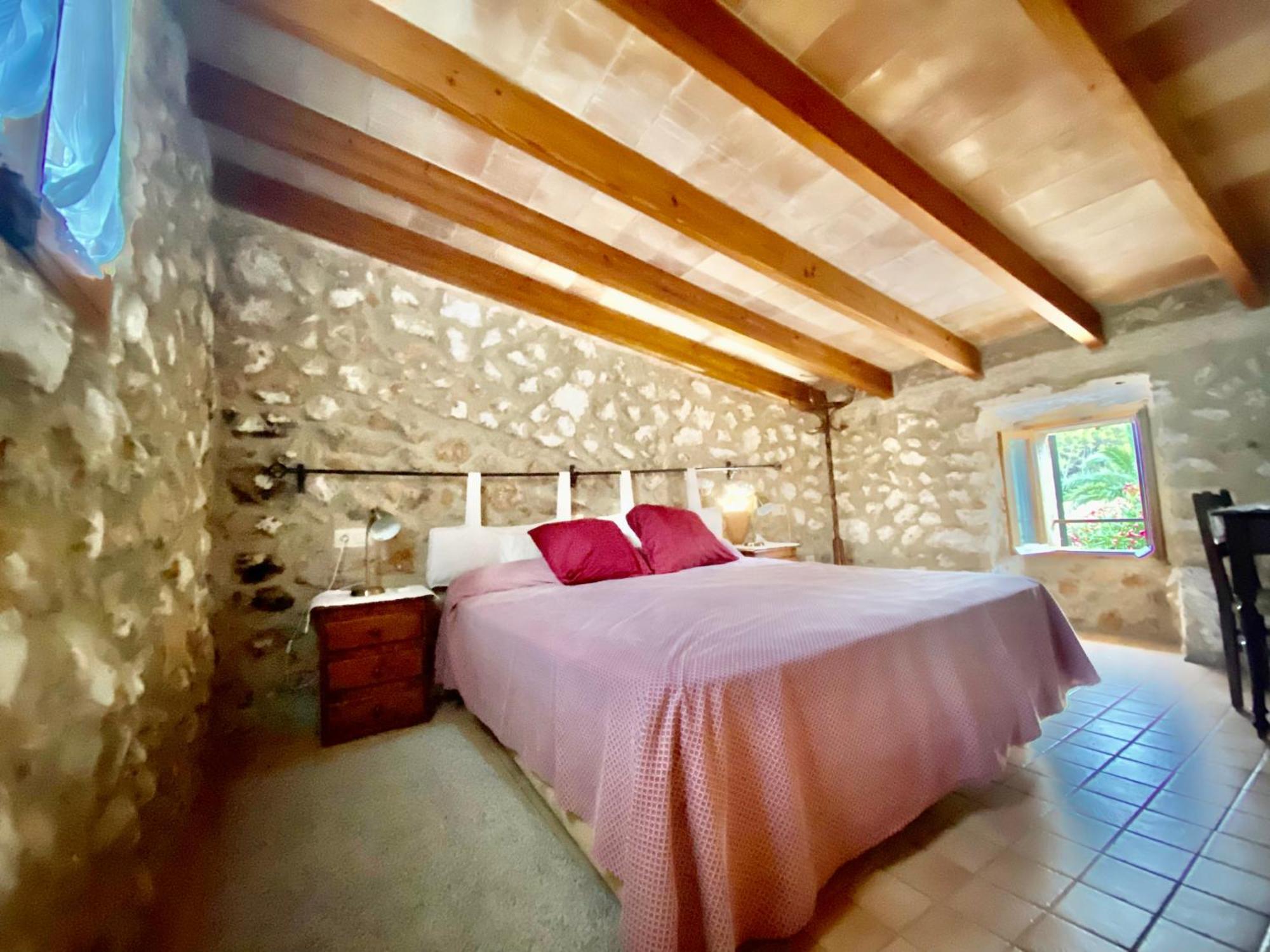 Puerto De Pollensa Villas And Apartments, With Private Mountain Ideal For Runners, Trailers,Near Puerto Pollensa Beach Approximately 5 Minutes Walking, Unique Experience In A Ullal Old Typical Mallorca House With Private Mountain And Near To The Beac Exteriér fotografie