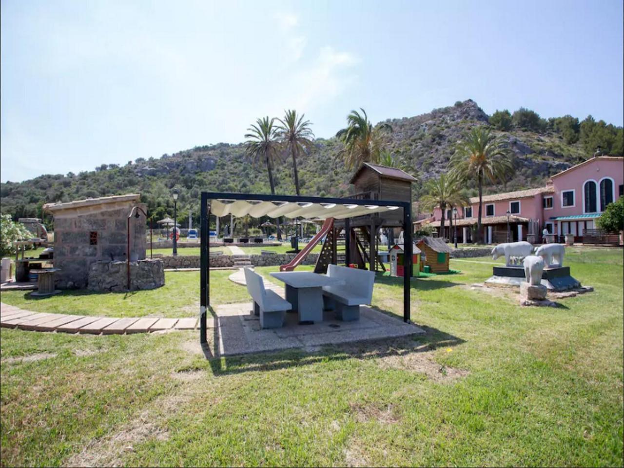Puerto De Pollensa Villas And Apartments, With Private Mountain Ideal For Runners, Trailers,Near Puerto Pollensa Beach Approximately 5 Minutes Walking, Unique Experience In A Ullal Old Typical Mallorca House With Private Mountain And Near To The Beac Exteriér fotografie